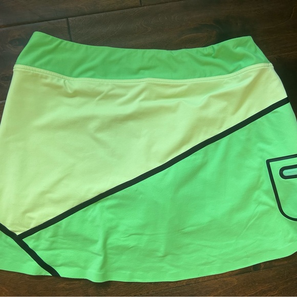 EXCLNT women’s Title Nine green black tennis golf skort skirt stretch L - Picture 4 of 7